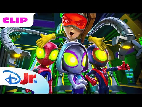 Marvel's Spidey and his Amazing Friends | Robo-Spideys 🤖 | @disneyjr