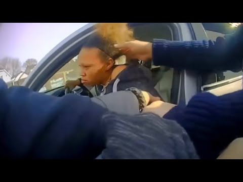 #Police points gun @ teens in car & drags teen out by hair #Reaction #BlackAndBlue #Excessive #BLM