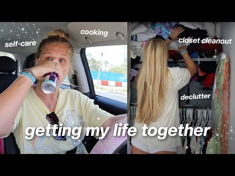 getting my life together vlog... decluttering + organizing my apartment!