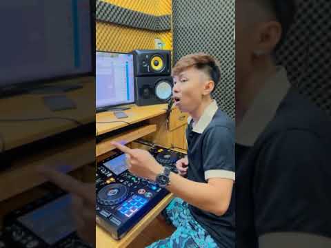 CÔ ĐƠN SOFA ft EM NÊN DỪNG LẠI trên bàn DJ