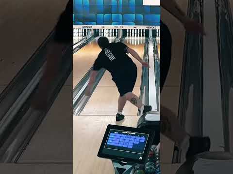 Josh Daley and Brian Moore candlepin bowling highlights