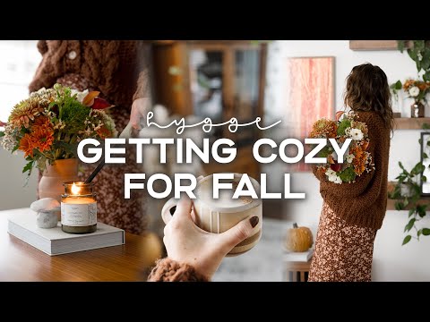 GETTING COZY FOR FALL 🍂 | Minimalist Autumn Decor, Pumpkin Coffee & Baking Apple Crisp