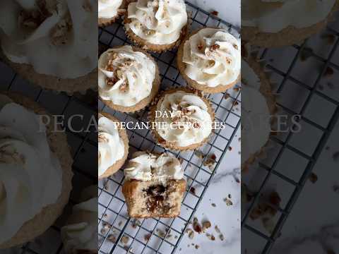 Day 7: Pecan Pie Cupcakes #recipe #fallbaking #cupcakes