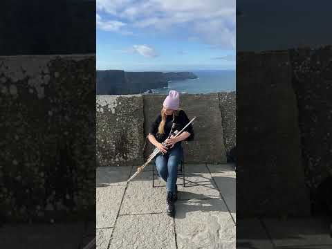 Port na bPúcaí ( Slow air) on Uilleann pipes played by Tara Howley at Cliffs of Moher IRELAND