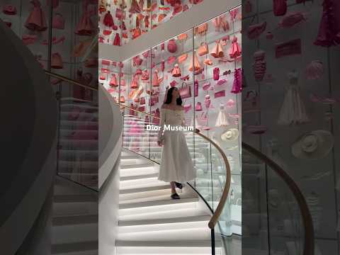 DIOR MUSEUM! 🎀🤍🫧🦢 inst: aika.altynbayeva     #dior #fashionindustry #fashion #diorcouture