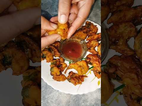 ठंड में बनाए ऐसा नाश्ता, स्वादिष्ट।। गोभी की पकौड़ी, ।।#fastcooking #shorts