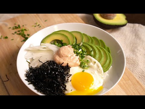 Avocado Bibimbap Eat like this: Pollack mayo Avocado: Non-irritating and delicious taste