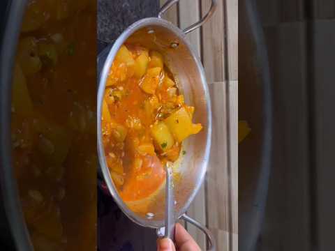 ఆంధ్ర స్టైల్ సొరకాయ పులుసు #shorts #viralvideo #food #cooking #telugu #viralshort #shortvideo #trend