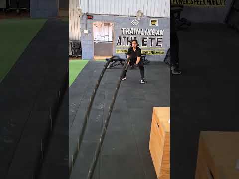 Battle Ropes Gym #beautiful #gymmotivation #excercise #gym #tryhard #healthy #amazing