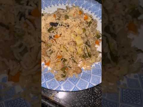 Vegetable biryani #vegpulao #vegbiryani #trending #vegspecial #youtubeshorts #lunchboxrecipe #shorts