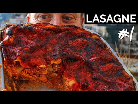 Best Lasagne in ITALY? FOOD BUSKER | John Quilter