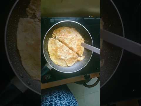 Rizq ki qadar kare,na jaane kitne log ek roti ke liye taras rahe hai😥