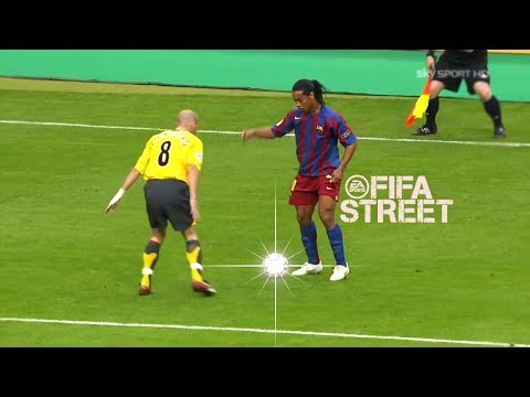 When Ronaldinho Plays Football Like FIFA Street!