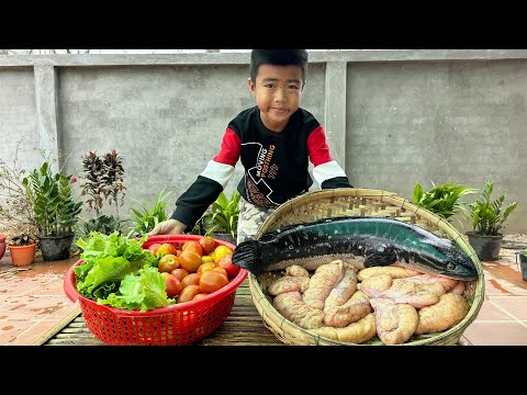 Yummy fish eggs and fish cooking with country style - Chef Seyhak