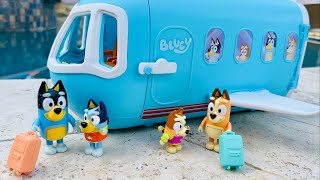 Vacation ‼️Bluey toys - Bluey 3 in 1 Transforming Plane/Resort Playset