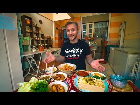 Best Street Food from Northern Thailand / Bangkok Unknown Neighborhood Tour