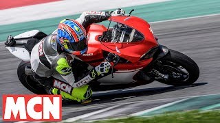 Ducati 1299 Superleggera World First | Feature | Motorcyclenews.com