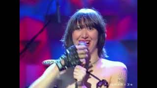 Yeah Yeah Yeahs - Y Control (live Conan 2003)