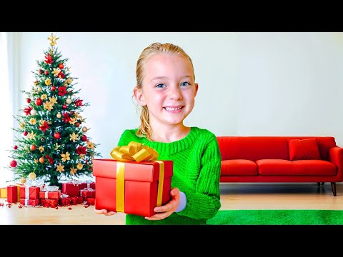 Ivy Sends her Christmas Wishlist to Santa! 🎅 ft/StellaW