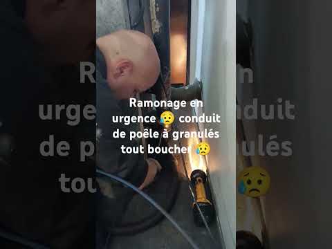 Ramonage d'un conduit. De poêle à granulés en urgence😥 il était temps le conduit est boucher