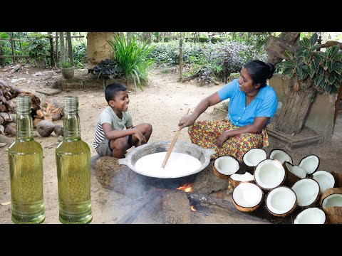 Homemade coconut oil / This is how I make pure coconut oil. .village kitchen recipe