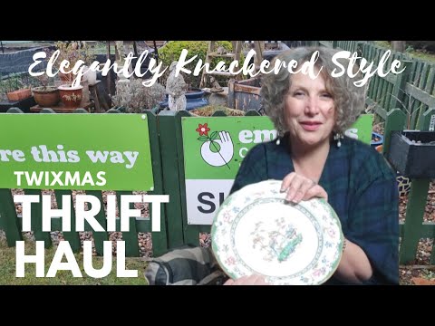 TWIXMAS THRIFT HAUL!  Thrifting, Goodwill, Vintage Home Decor at Emmaus