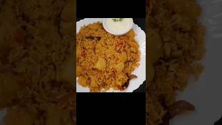 Aloo Biryani Recipe😋😋#rajaniaduge #youtubeshorts #kannadarecipes #aloobiryani