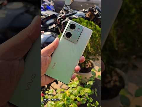 VIVO Y300 PLUS FIRST LOOK