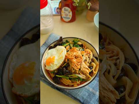 Chinese food #cooking #food #howtomakenoodlesathome #noodles #food #cookingchannel