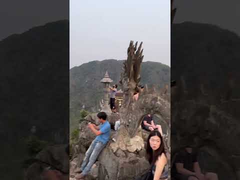 Mua Caves ecolodge sunset view point Ninh Binh Vietnam