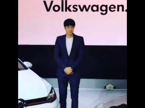 So Ji Sub - Volkswagen Golf GTI - 2014 Pusan International Motor Show