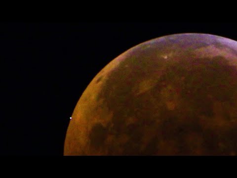 A first for 400 years - eclipsed moon eclipsing a planet!