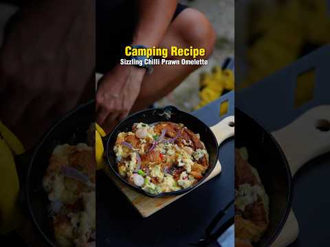 Camping recipe: Sizzling Chilli Prawn Egg #castironcooking #outdoorcooking #campcooking #camping