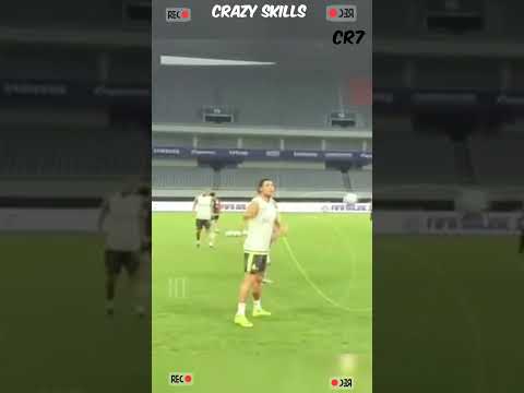 Ronaldo's top 3 wow skills 😄 which one's I the best 😱 #football #shorts #viral