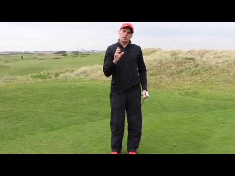 TOP CHIPPING TIPS TO IMPROVE YOUR GOLF