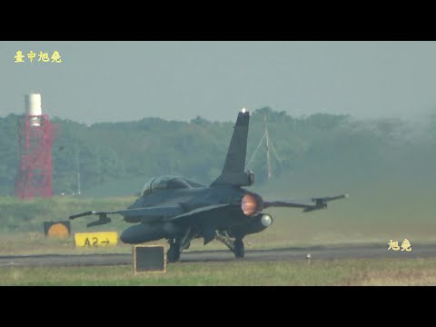 空軍F-16Viper作戰隊成軍典禮預演 17架戰機升空操演12架武裝展示.