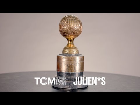 Julien's Auctions & Turner Classic Movies | 1984 "Hamlet" Best Actor Golden Globe Award