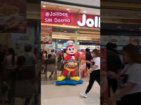 #jollibee #jollibeeAgain Haha  #jollibeebidaangsaya #familyday