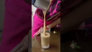 Chikoo thickshake #sapodilla #chikoo #thickness #fruit #healthy #sugar #milk #viral #trending#shorts