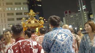 池袋御嶽神社　例大祭　宵宮　池袋駅西口を神輿渡御　2024/09/28  a34