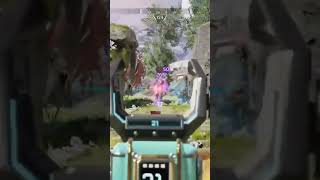 Bloodhound & Fuse runs into Lobas Flatline #apexlegends #apexlegendslive