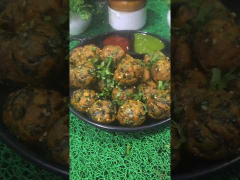 Gujarati Methi palak muthiya recipe #viralvideo #indiansnacks #shortvideo #treding