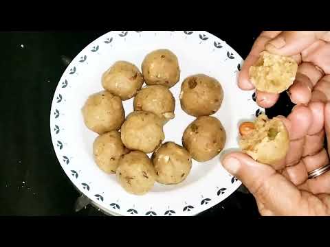 मुंह में मक्खन से घुलने वाले लड्डू/chawal ke atte ke laddu