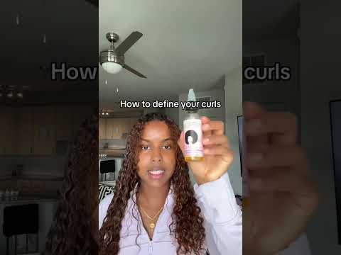 How to define your curls 🤗 #curlyhair #curlyhairstyles #curls #hair #naturalhair #hairgrowth