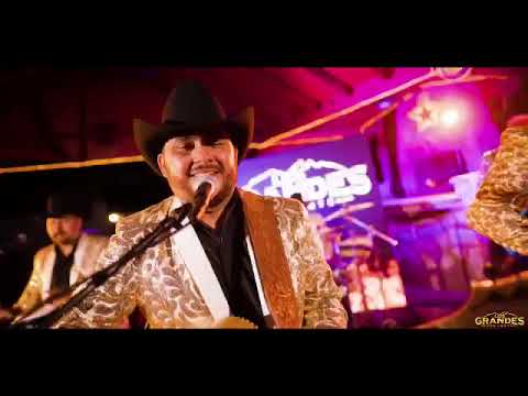 Los Grandes Del Norte - La Vecina Me Puso El Dedo ( EN VIVO )