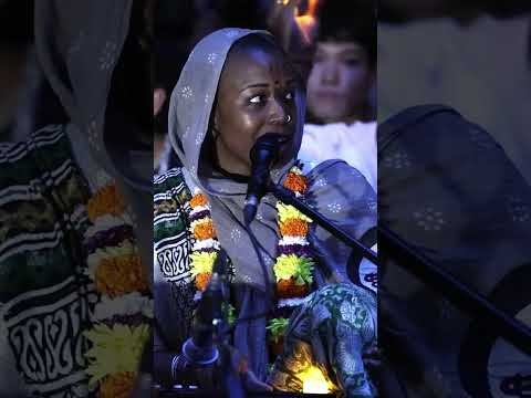 Acyuta gopi's beautiful Lila kirtans