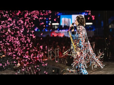 Yeah Yeah Yeahs - Heads Will Roll Live Osheaga 2022 #YeahYeahYeahs