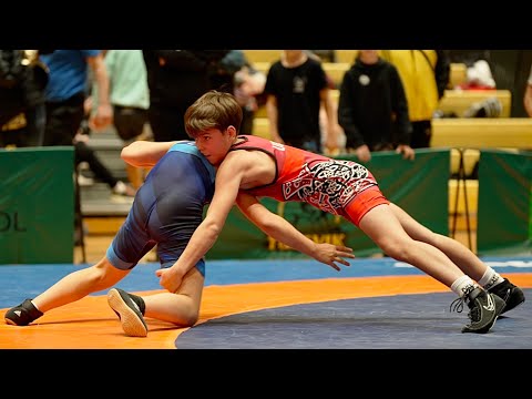 U17 Gleb Galat (EST) vs Ignas Lescauskas (LTU) 41kg. Boys youth freestyle wrestling.