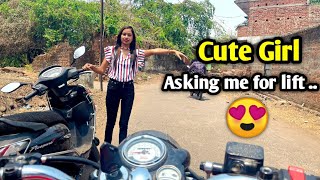 Cute Girl Asking For Lift 😍😍 Public Reaction -| Manoj Dey | Moto Vlog |