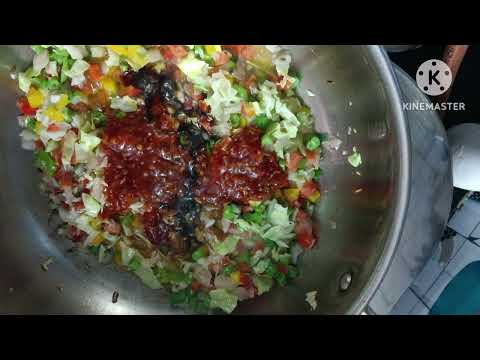 Street style शेज़वान  fried Rice# Fried rice 🍚# Homestyle cooking/ Easy to make # cooking recipe 🥕🫑🍅